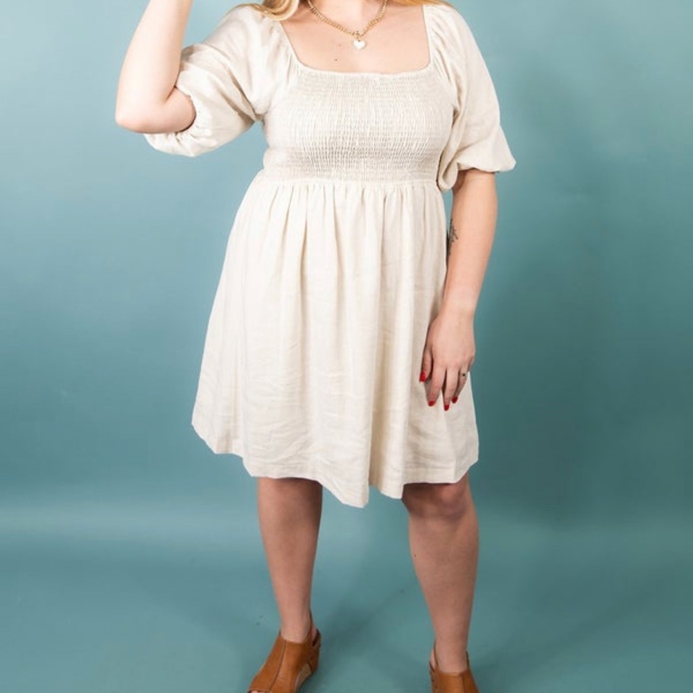 Oatmeal short sleeve dress. New with tags.